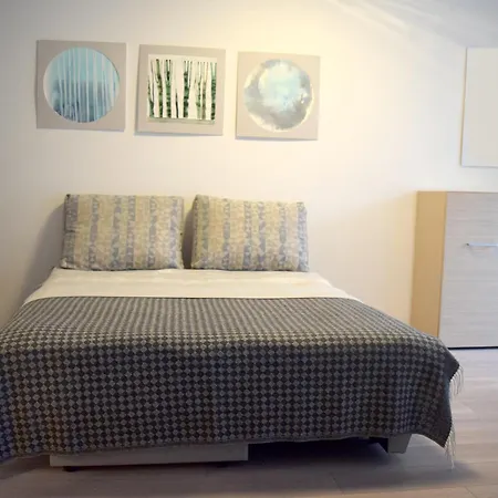 Апартаменты Cozy Located Near To Paupys Вильнюс