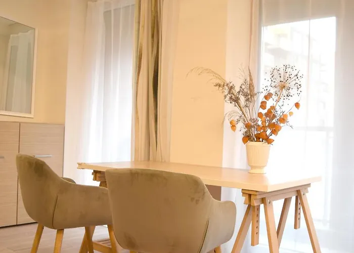 Cozy Located Near To Paupys