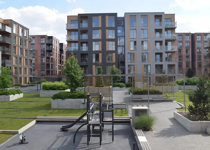 Cozy Located Near To Paupys