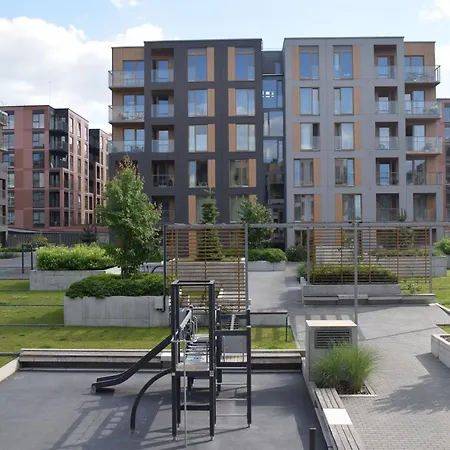 Cozy Located Near To Paupys